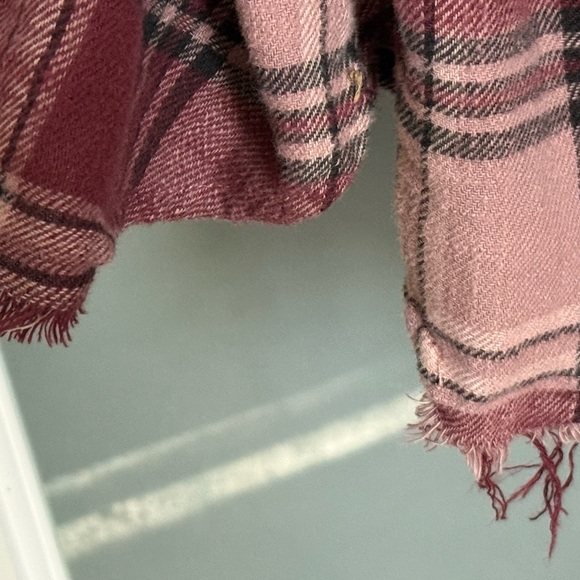 American Eagle Outfitters Burgundy and Beige Plaid Shirt - Picture 7 of 7